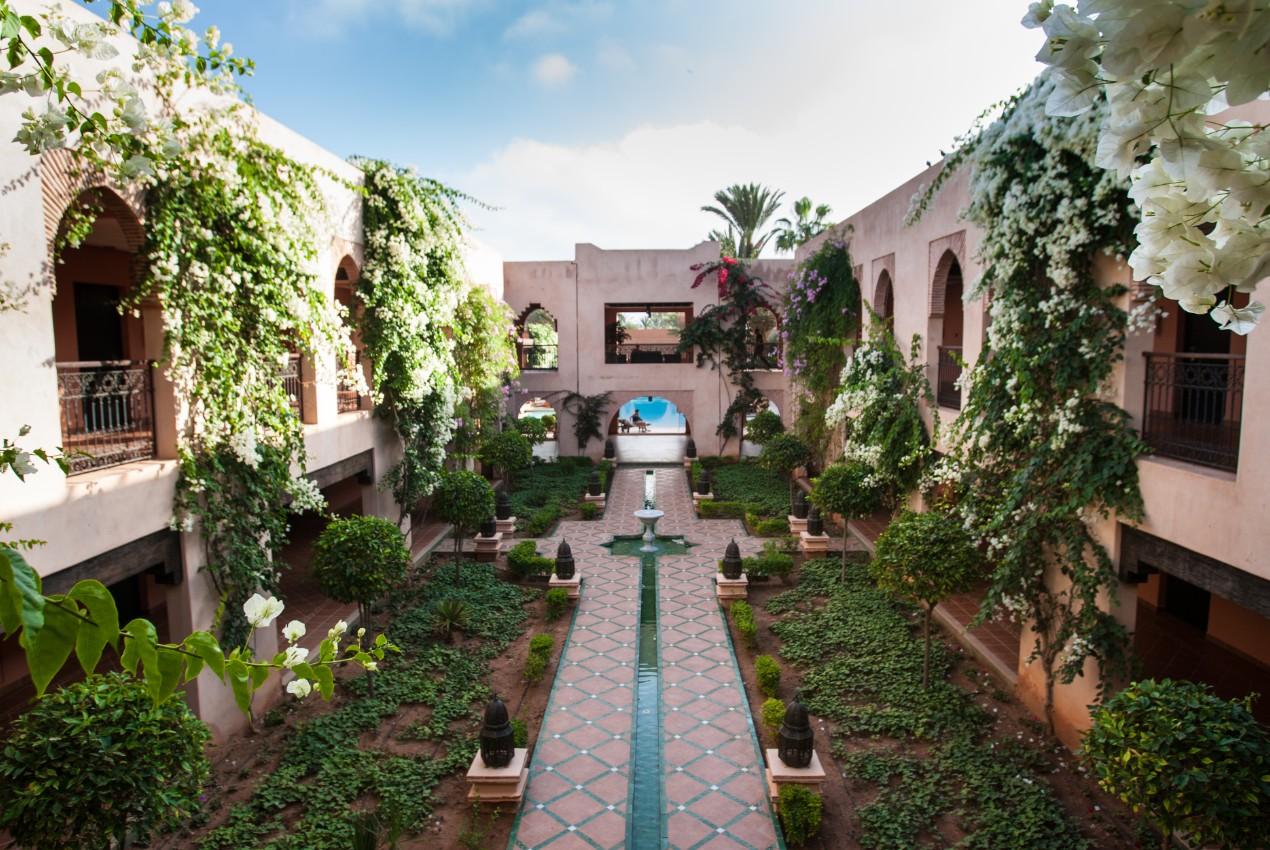 Tikida Golf Palace Agadir Dış mekan fotoğraf The hotel's courtyard